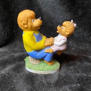 Horsey Ride Figurine with Bears